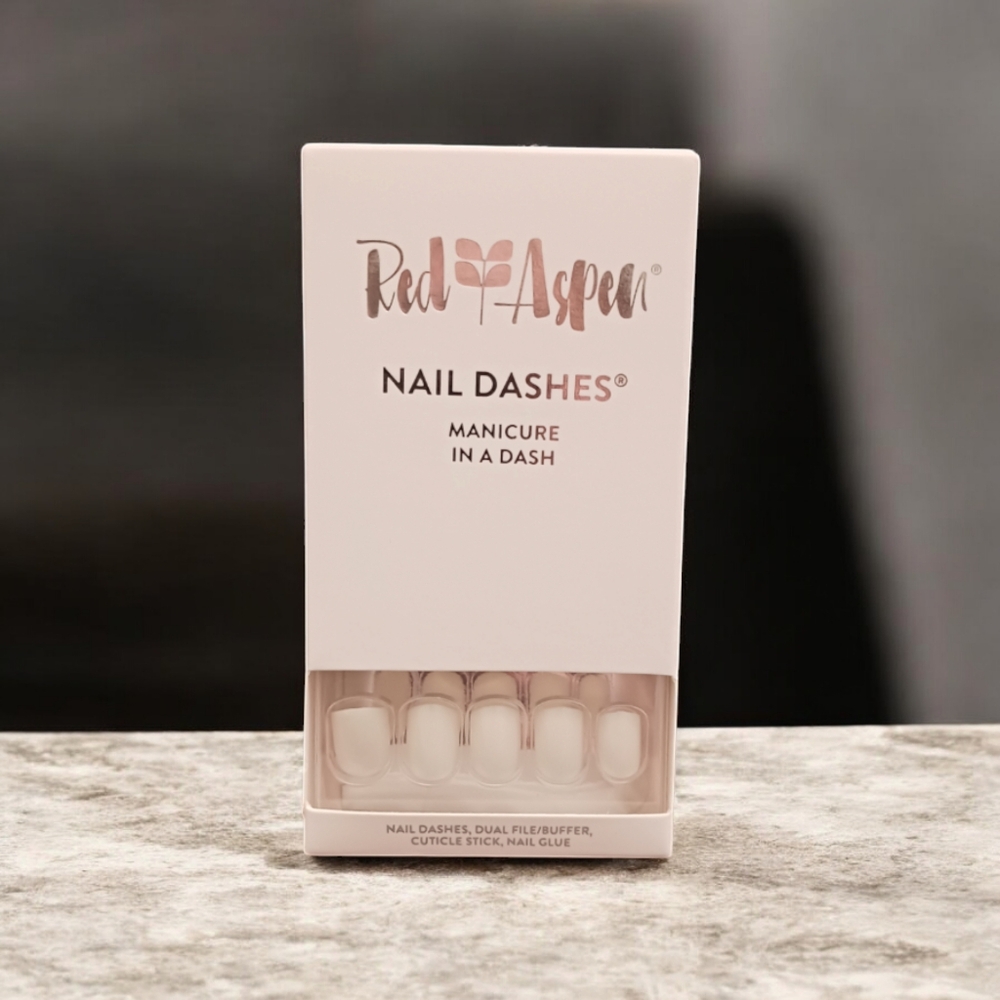 🌟NEW🌟 Red Aspen Nail Dash Set (Pearl White)